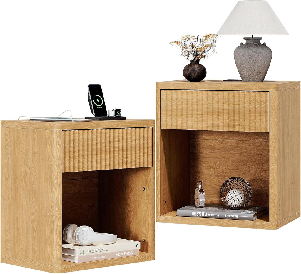 Fluted Nightstand Set of 2 with Charging Station, 21.7" Wide Modern Bedside Table with 1 Drawers Open Storage Cabinet, Wooden End Table for Bedroom, Natural Oak