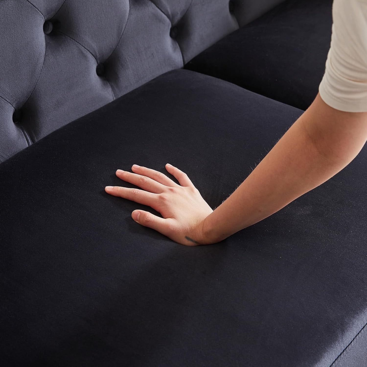 Chesterfield Loveseat, Modern Velvet Sofa Tufted Couch 2 Seater Deep Seat Chesterfield Sofa with Cloud Cushions for Living Room, Bedroom, Office, Apartment