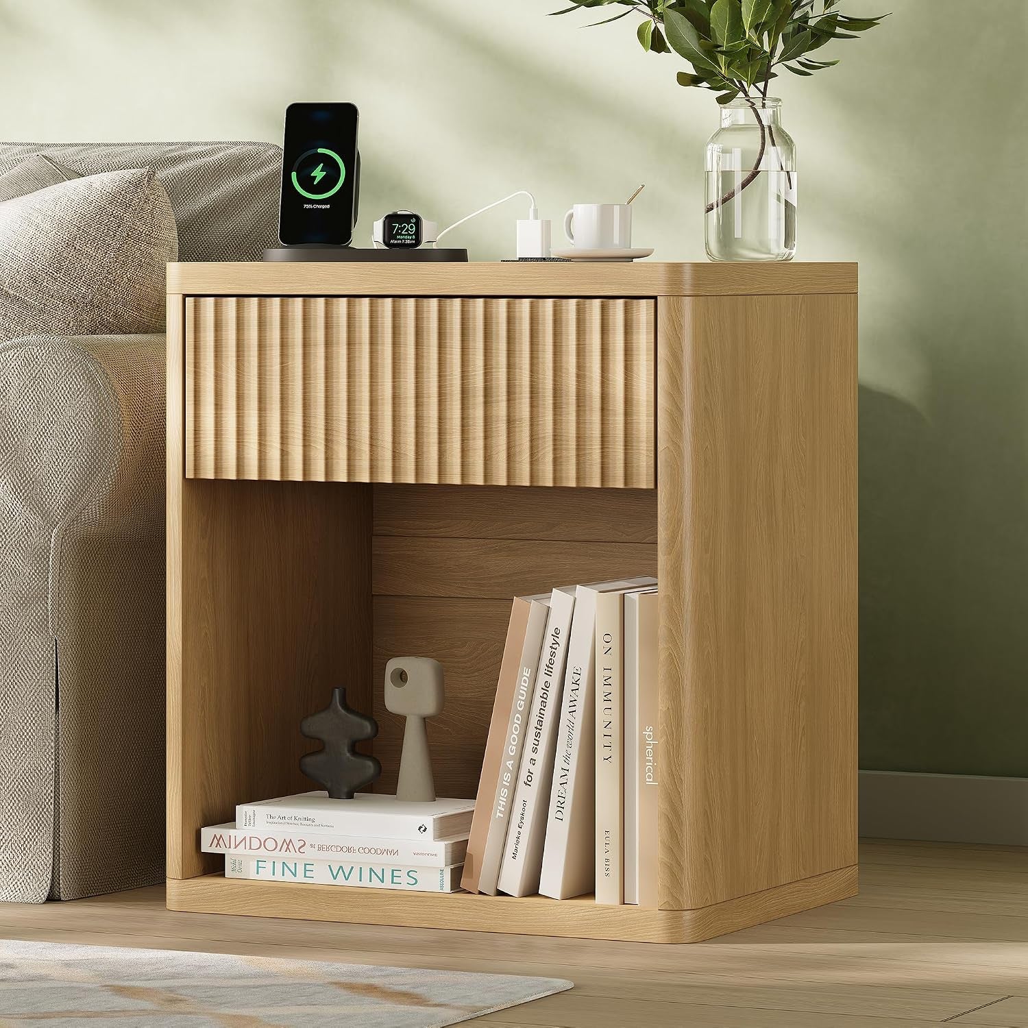Fluted Nightstand Set of 2 with Charging Station, 21.7" Wide Modern Bedside Table with 1 Drawers Open Storage Cabinet, Wooden End Table for Bedroom, Natural Oak
